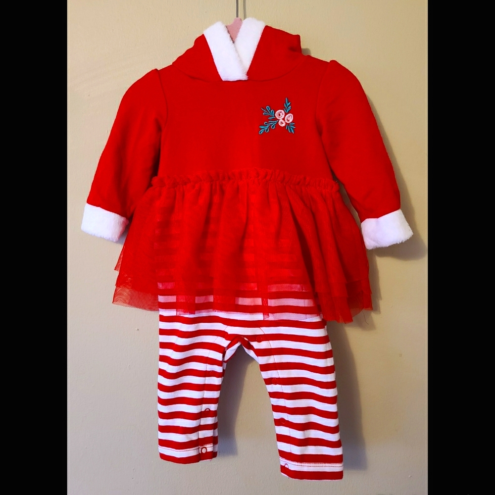 Infant Girls Cat & Jack Santa Romper 0-3 Months